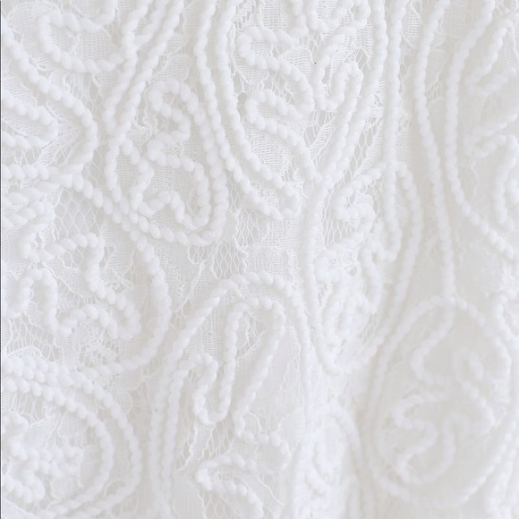 White lace blouse NWT Chicwish - Picture 8 of 8